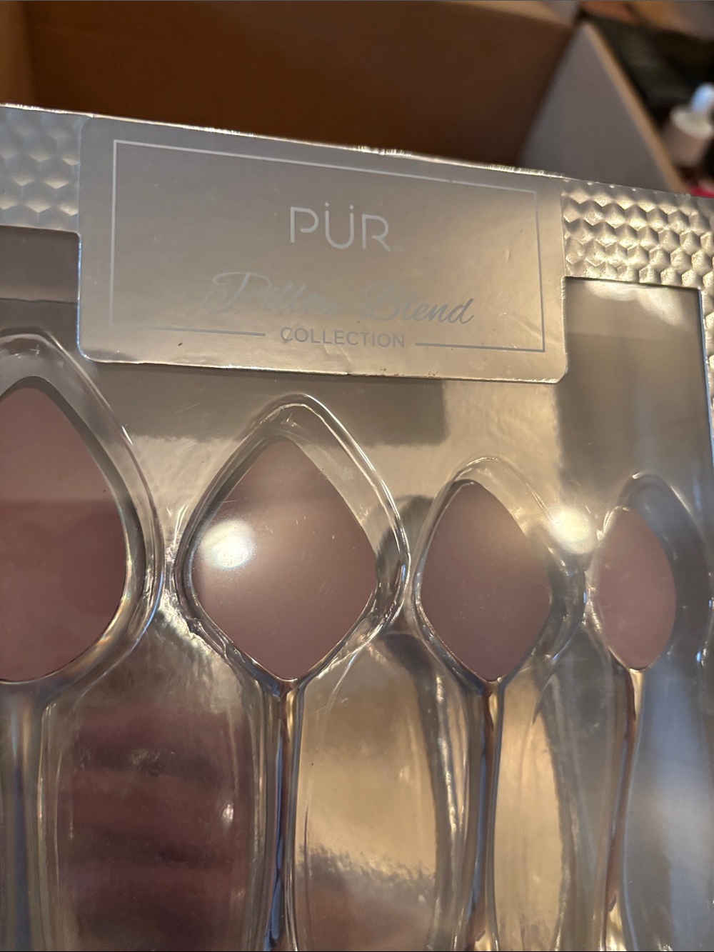 Pur Cosmetics silicone applicator tool - Picture 2 of 3